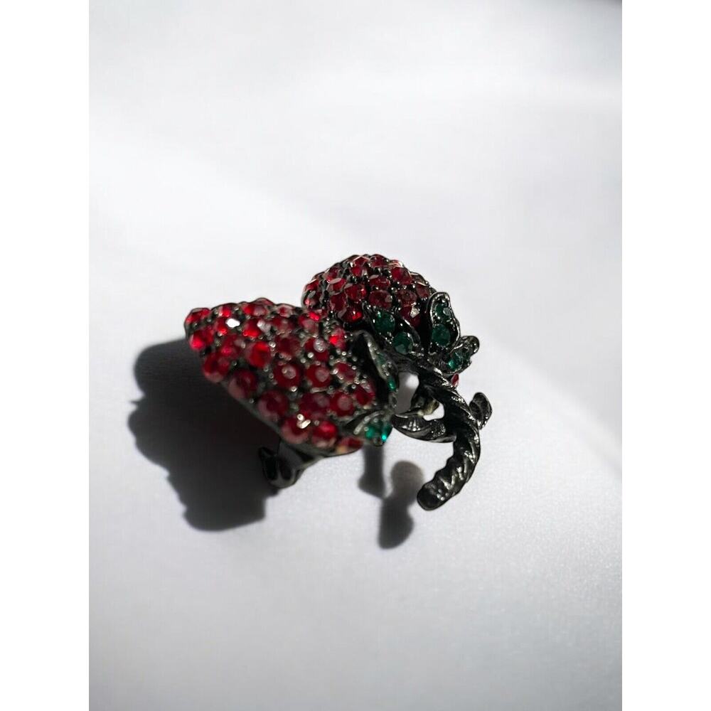 Vintage Weiss Signed Double Strawberry Brooch Pin Back Jewelry Crystals - Picture 3 of 4